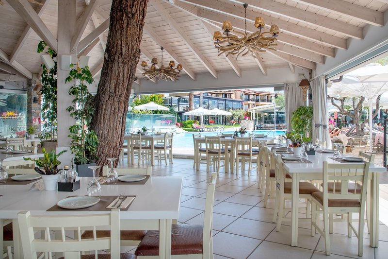 Anthemus Sea Beach Hotel & Spa 7