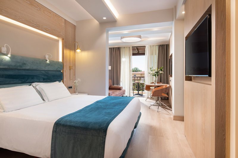 Anthemus Sea Beach Hotel & Spa 11
