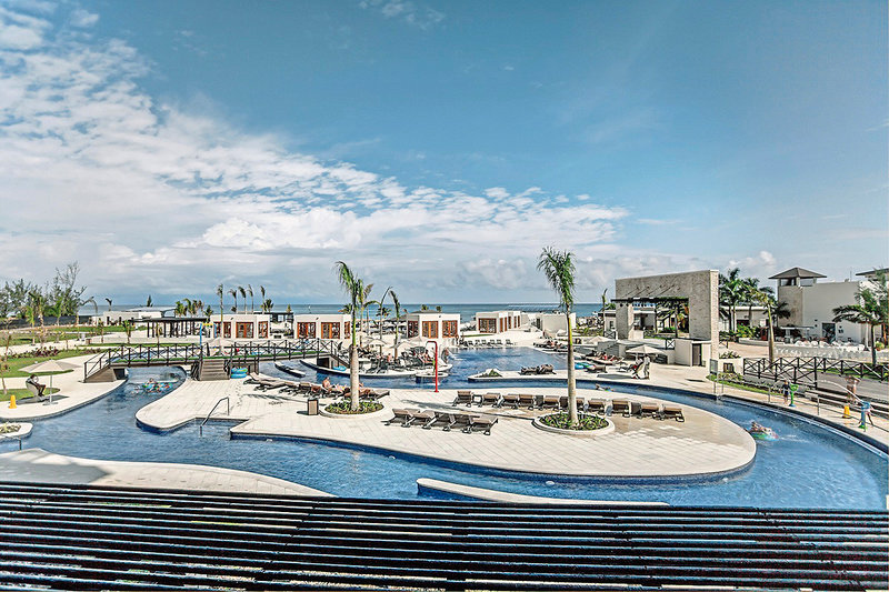 Royalton Blue Waters Montego Bay 2