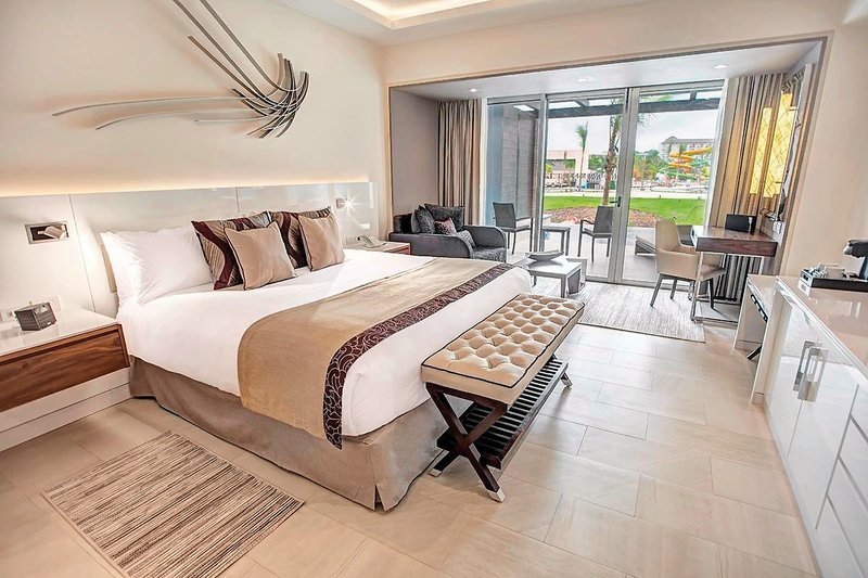 Royalton Blue Waters Montego Bay 11