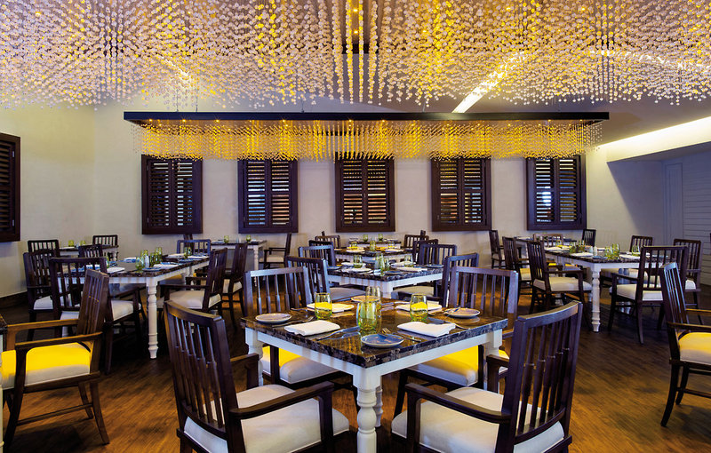 Royalton Blue Waters Montego Bay 19