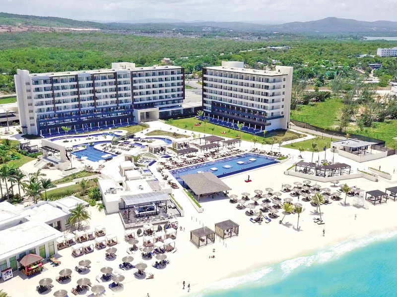 Royalton Blue Waters Montego Bay 3