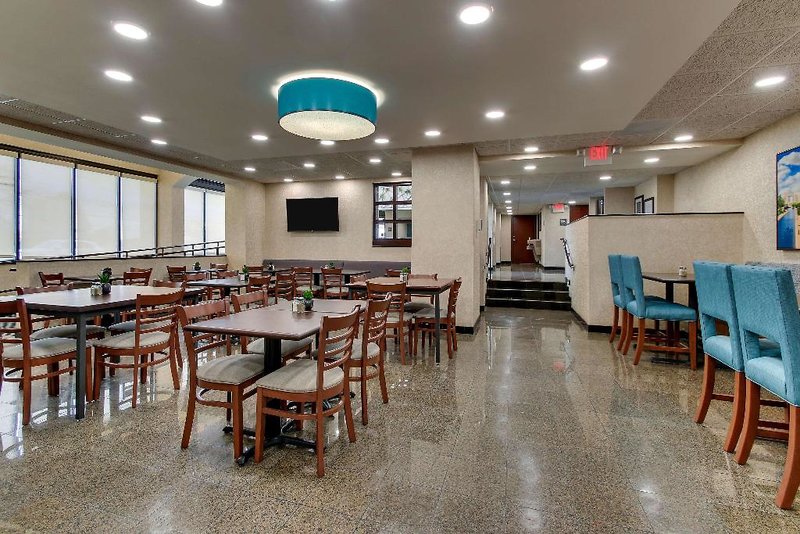 Best Western Plus Indianapolis North At Pyramids