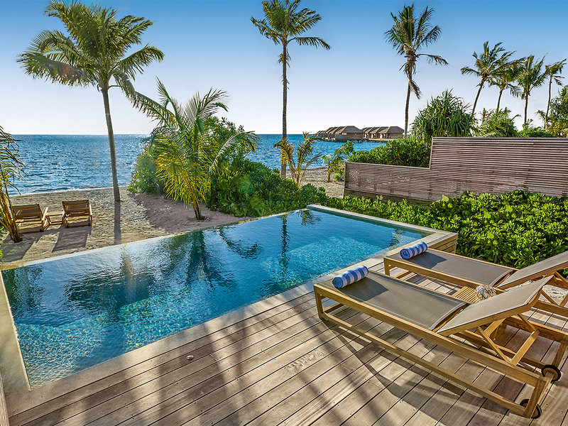 Hurawalhi Island Resort 3