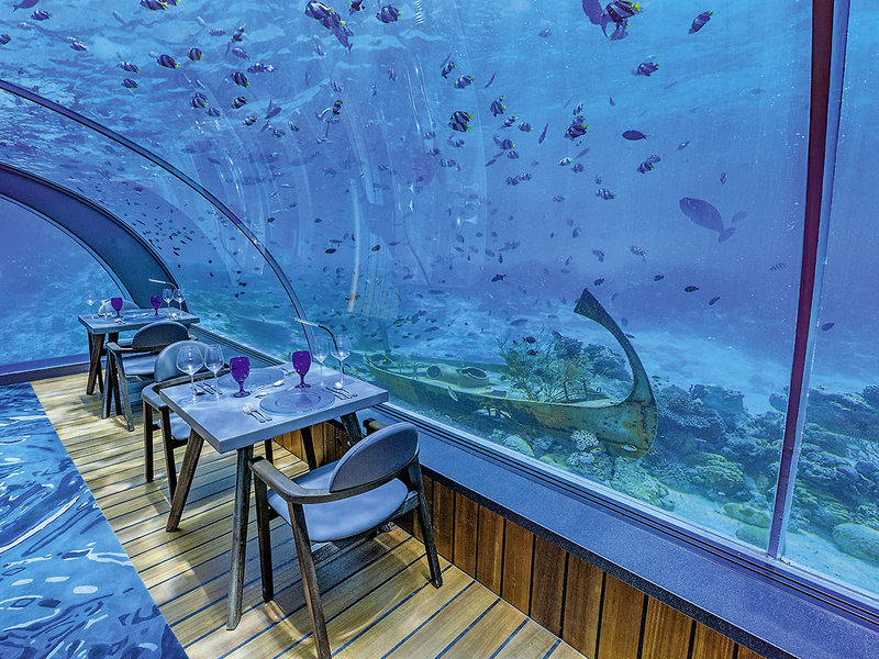 Hurawalhi Island Resort 13