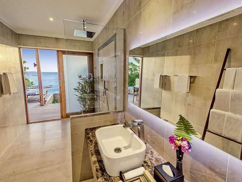 Hurawalhi Island Resort 21