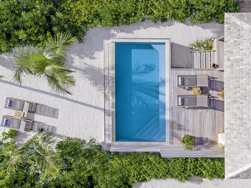 Hurawalhi Island Resort 22