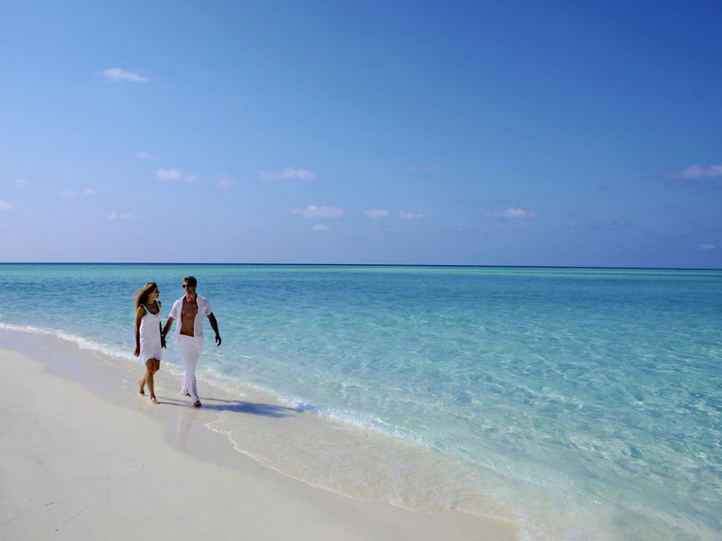 Hurawalhi Island Resort 7