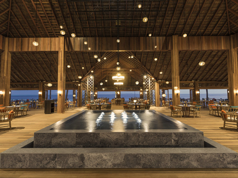 Hurawalhi Island Resort 23