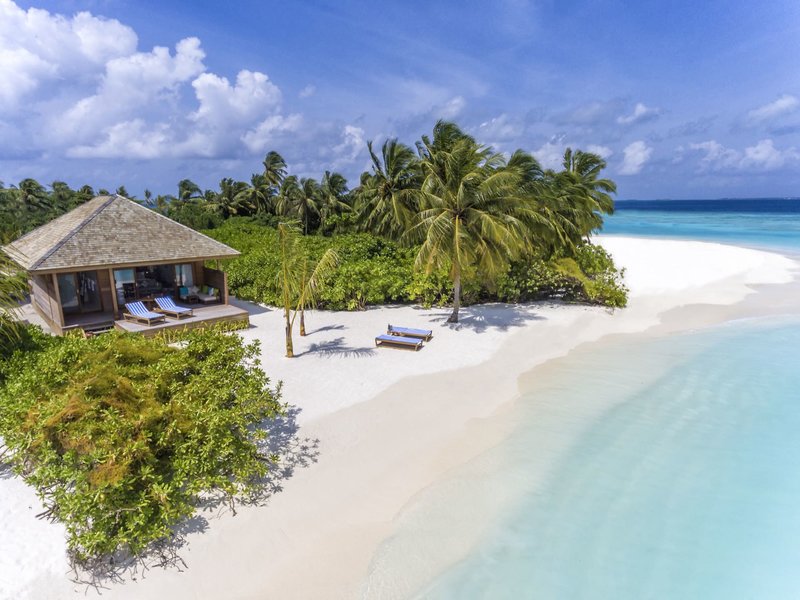 Hurawalhi Island Resort 3