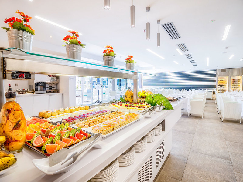 Hotel LIVVO Los Calderones 11