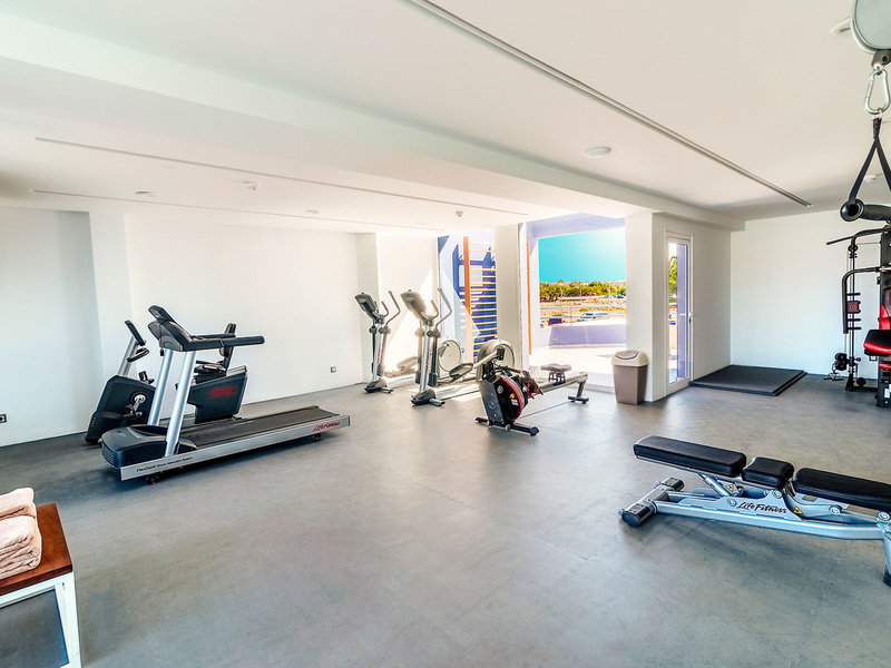 Hotel LIVVO Los Calderones 17