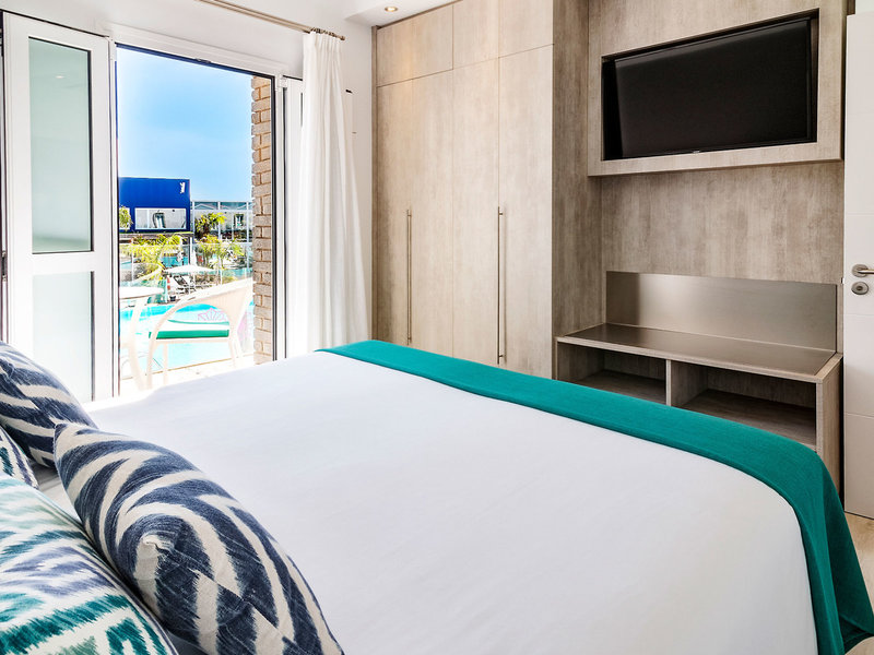Hotel LIVVO Los Calderones 24