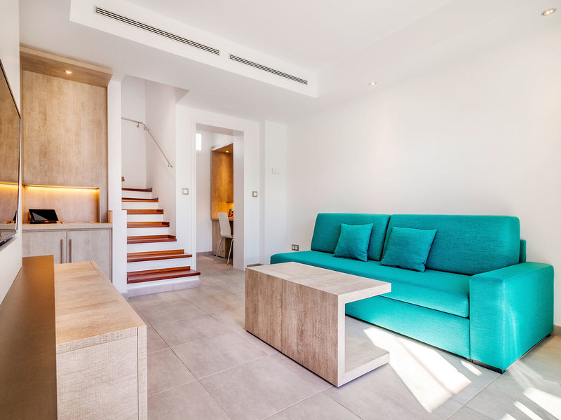 Hotel LIVVO Los Calderones 25