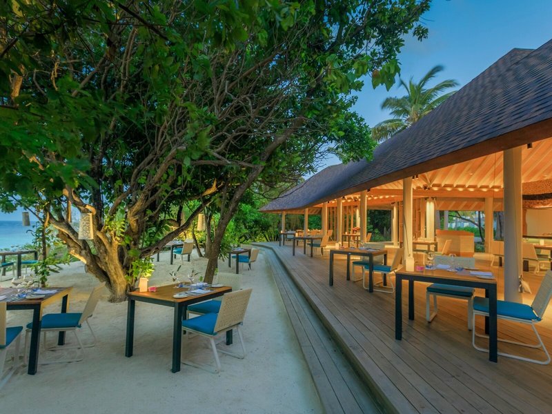 Dhigali Maldives 28