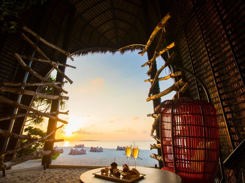 Dhigali Maldives 35