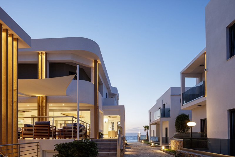 Golden Bay Hotel & Bungalows 13
