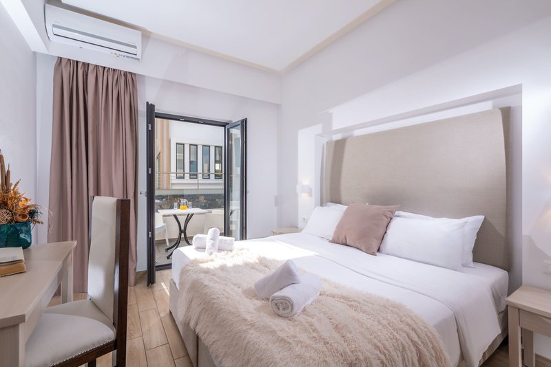 Golden Bay Hotel & Bungalows 24