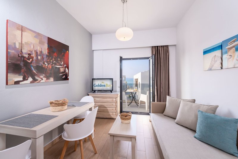 Golden Bay Hotel & Bungalows 25