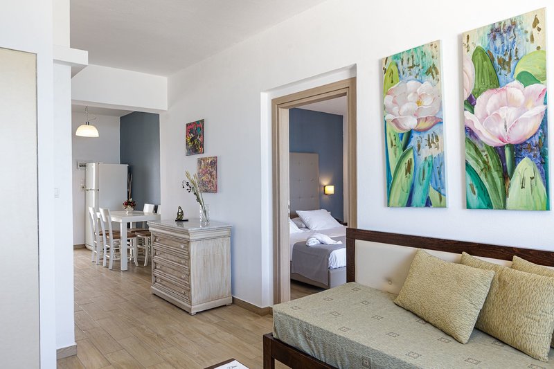 Golden Bay Hotel & Bungalows 28