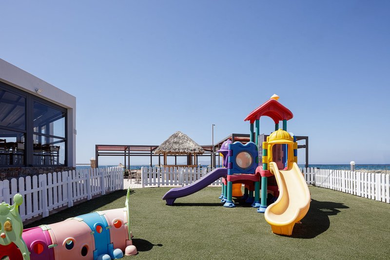 Golden Bay Hotel & Bungalows 33