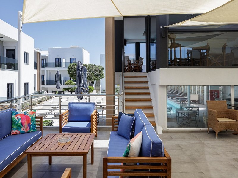Golden Bay Hotel & Bungalows 24