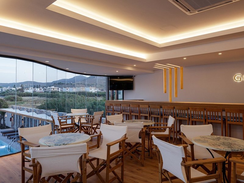Golden Bay Hotel & Bungalows 26