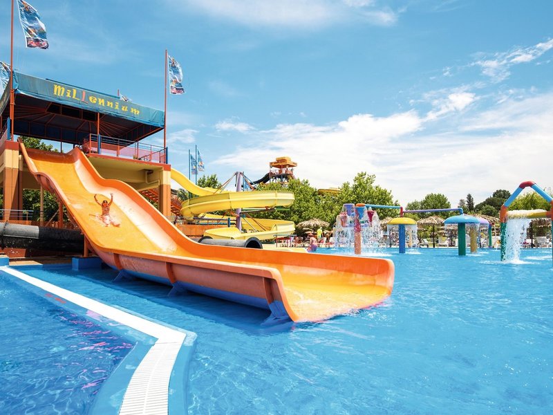 Aqualand Resort 13