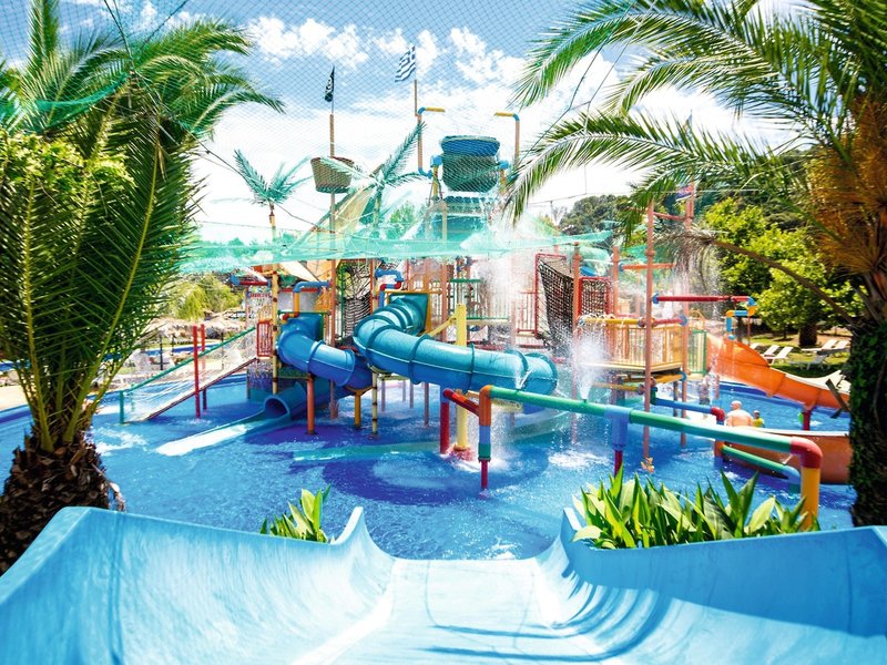 Aqualand Resort 14