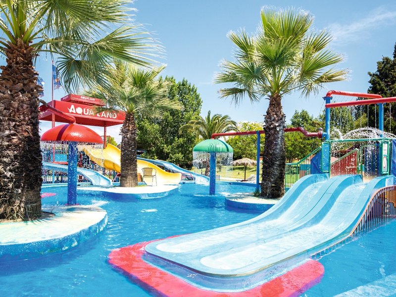 Aqualand Resort 15