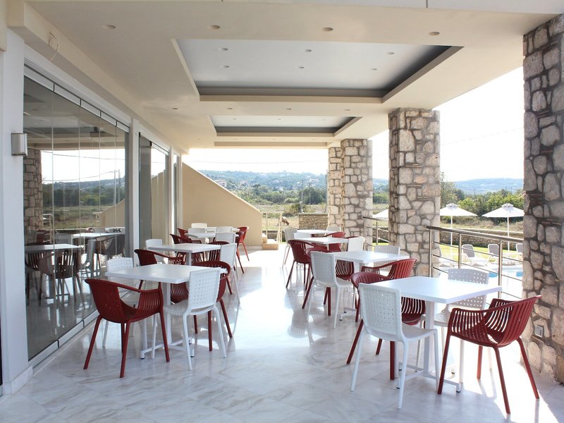 Niriides Luxury Villas 19