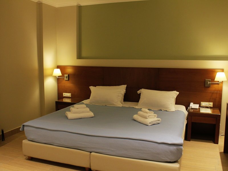 Niriides Luxury Villas 28