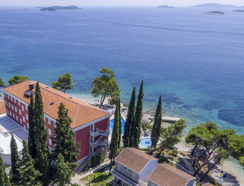 Aminess Bellevue Village 6