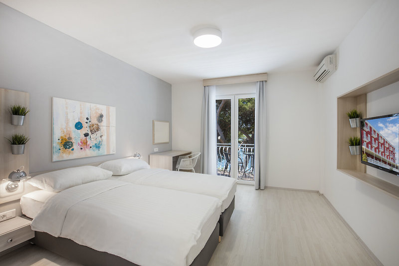 Aminess Bellevue Village 7