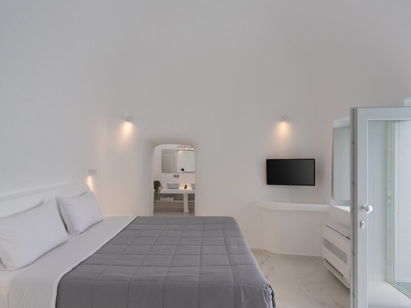White Concept Caves 8
