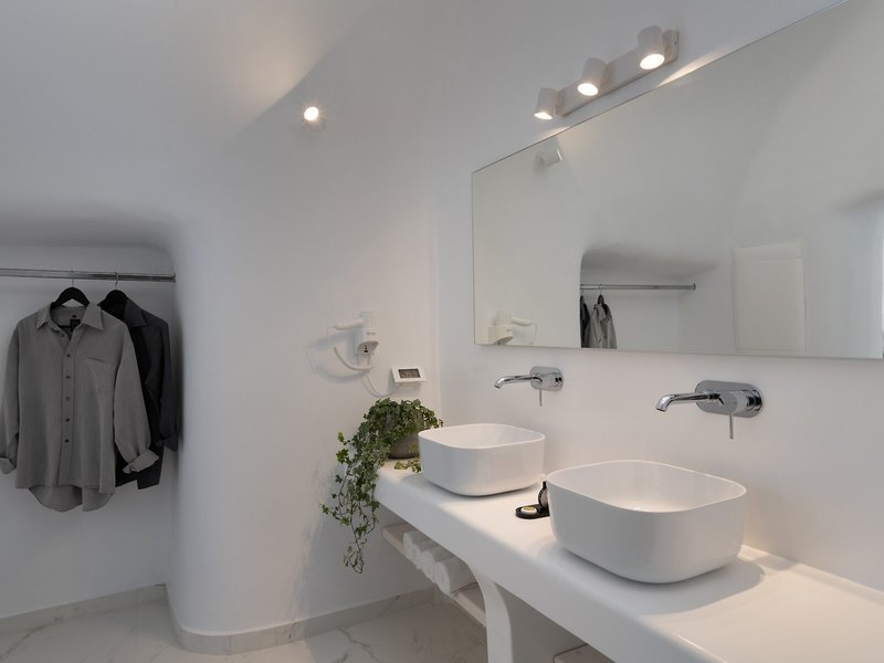 White Concept Caves 15
