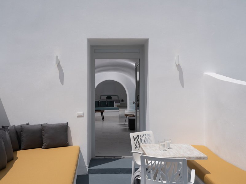 White Concept Caves 37