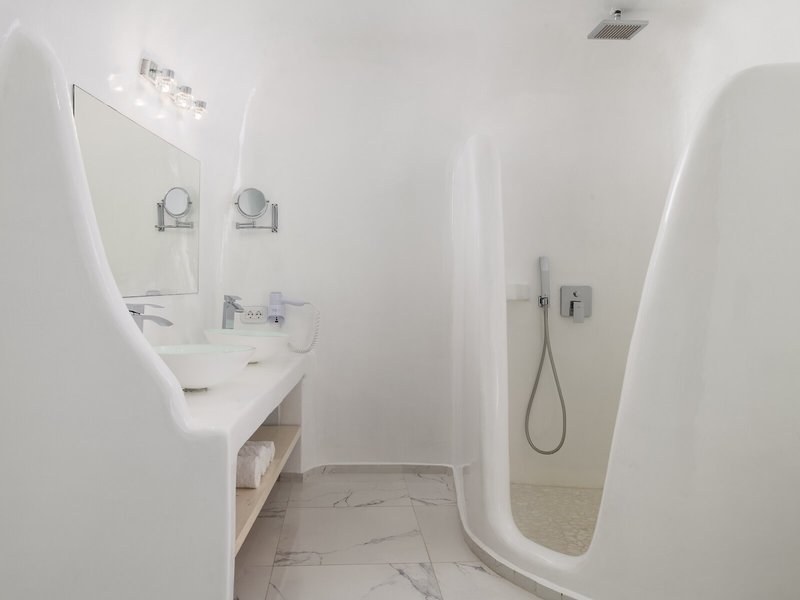 White Concept Caves 39