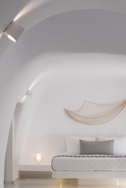 White Concept Caves 40