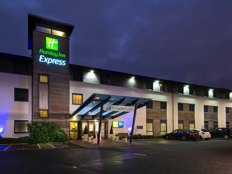Holiday Inn Express Cambridge 5