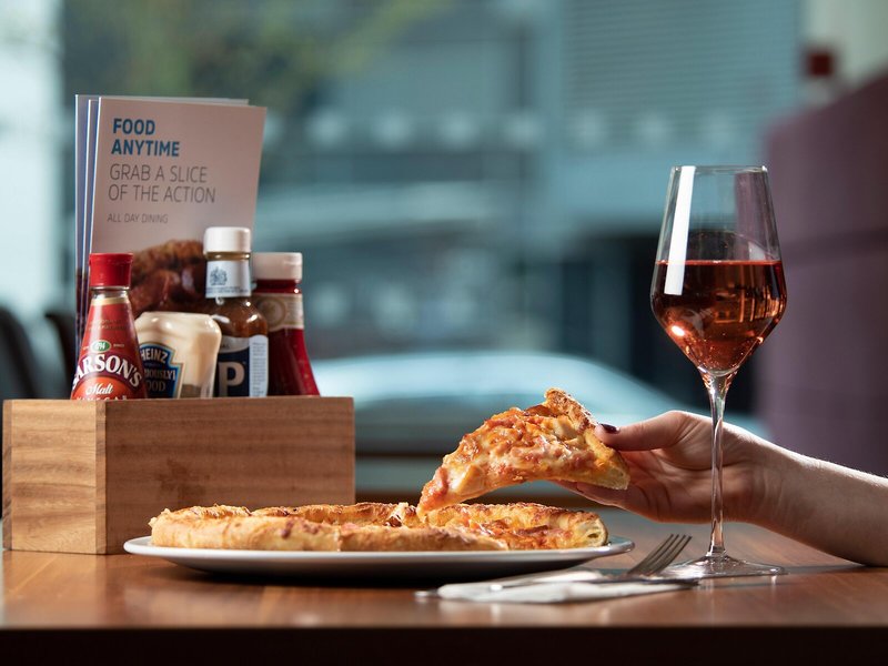 Holiday Inn Express Cambridge 17