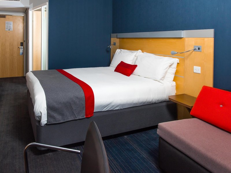 Holiday Inn Express Cambridge 25