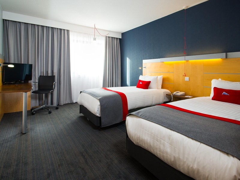 Holiday Inn Express Cambridge 36