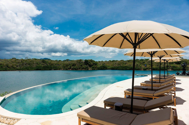 Menjangan Dynasty Resort 9