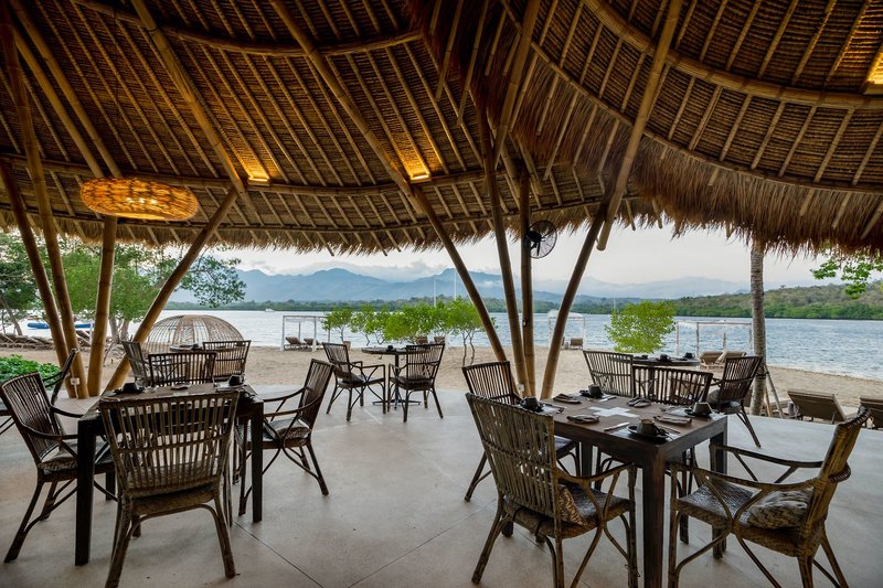 Menjangan Dynasty Resort, Beach Camp & Dive Centre 3