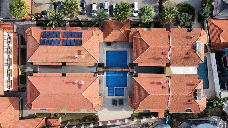 Dolphin Apart & Hotel 2