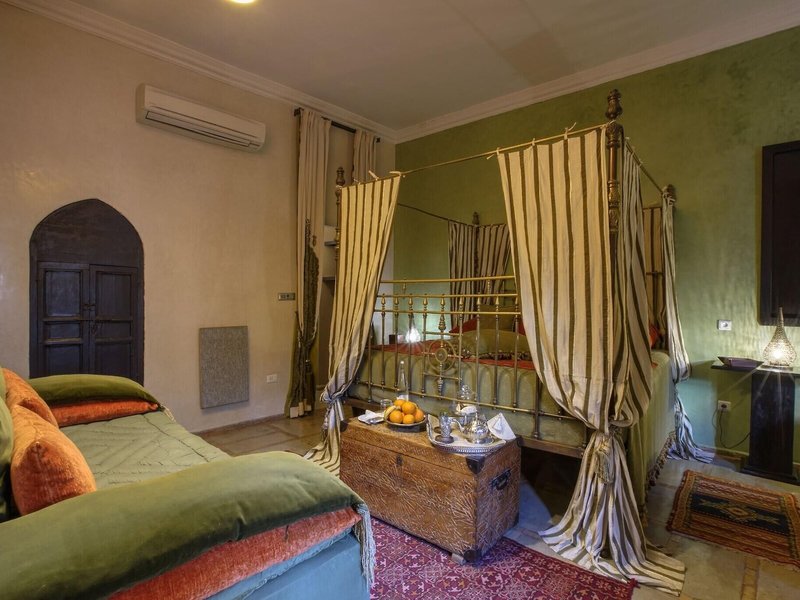 Riad Kheirredine 25