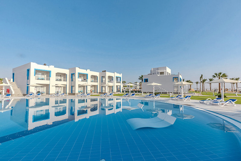 Magic Tulip Beach Resort & Spa 3