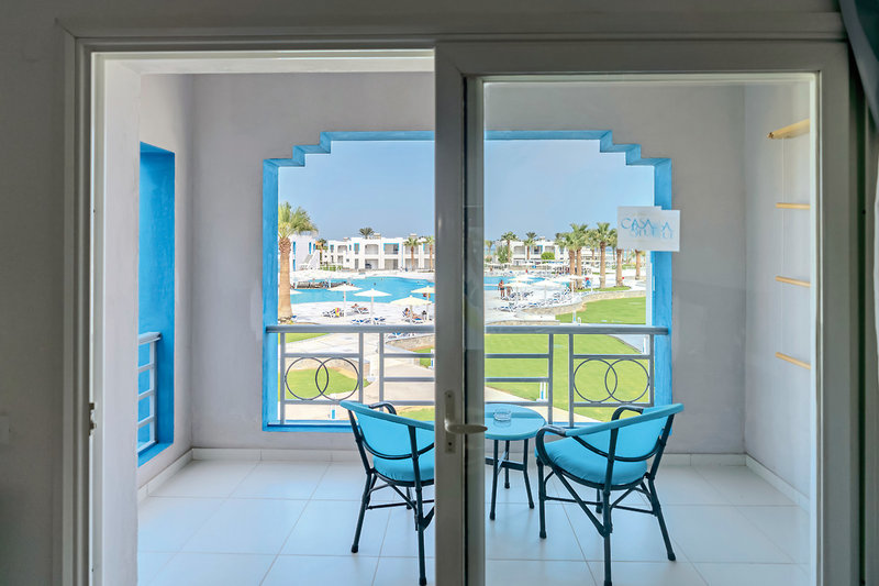 Magic Tulip Beach Resort & Spa 12