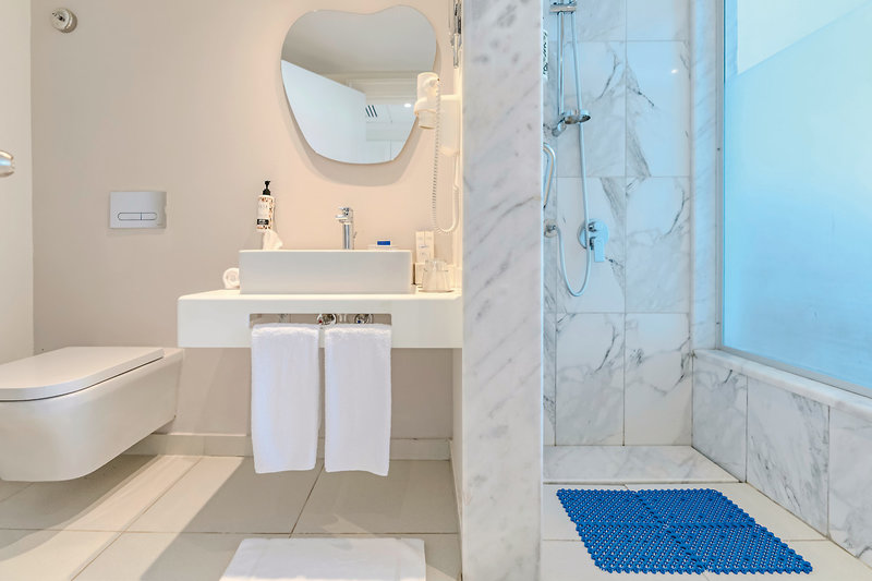 Magic Tulip Beach Resort & Spa 19